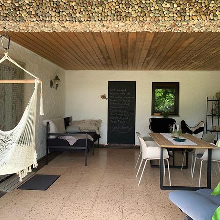 Апартаменты Ruhig, Sonnig Und Etwas Speziell Хильцинген Экстерьер фото